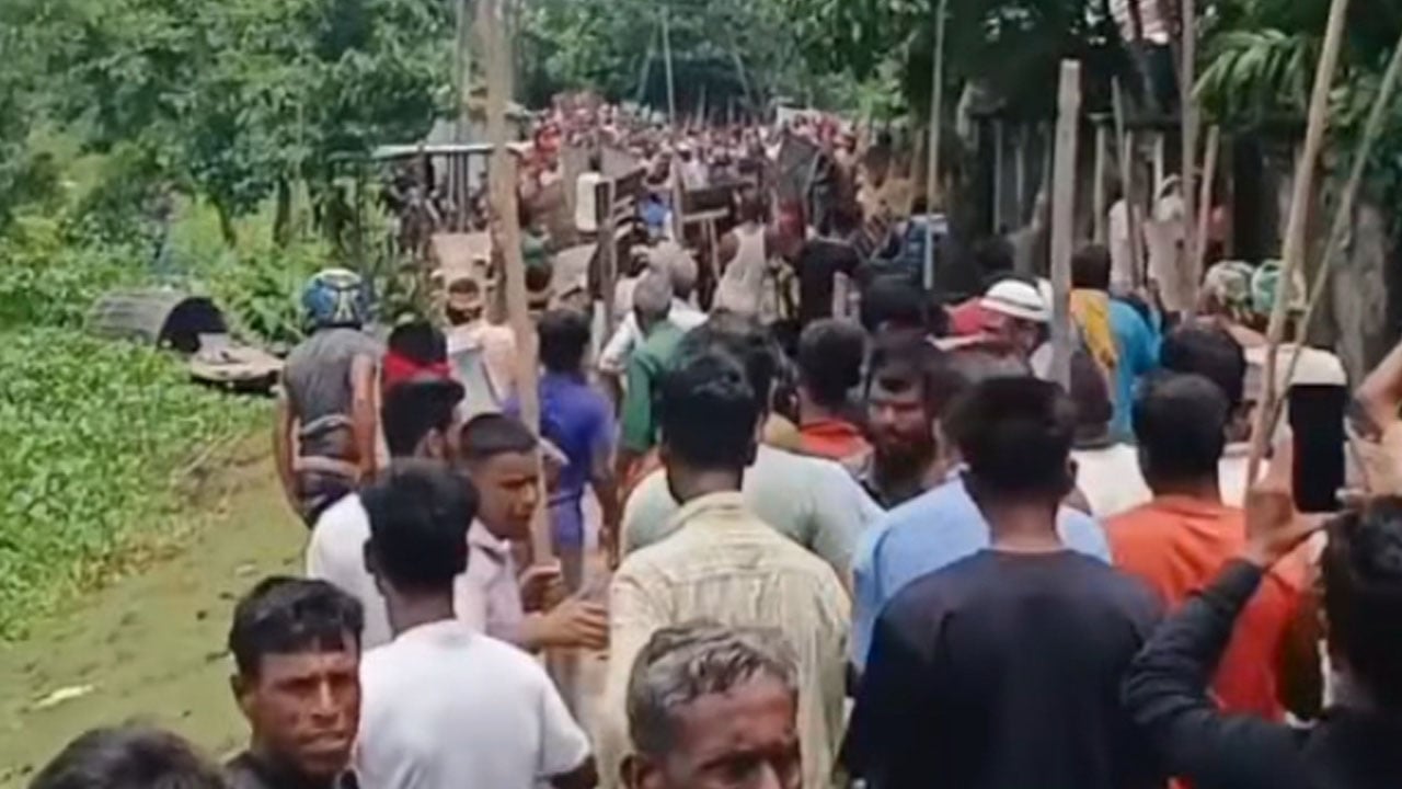 মসজিদে বয়ান নিয়ে দুই পক্ষের সংঘর্ষে আহত ৩০
