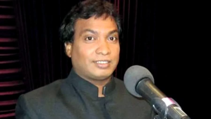 শো করতে গিয়ে নিখোঁজ ভারতীয় কৌতুক অভিনেতা সুনীল পাল