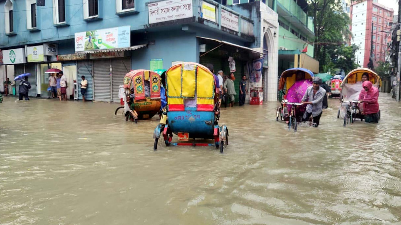 ভারতের পাহাড়ি ঢলে প্লাবিত সিলেটের ৩ উপজেলার নিম্নাঞ্চল