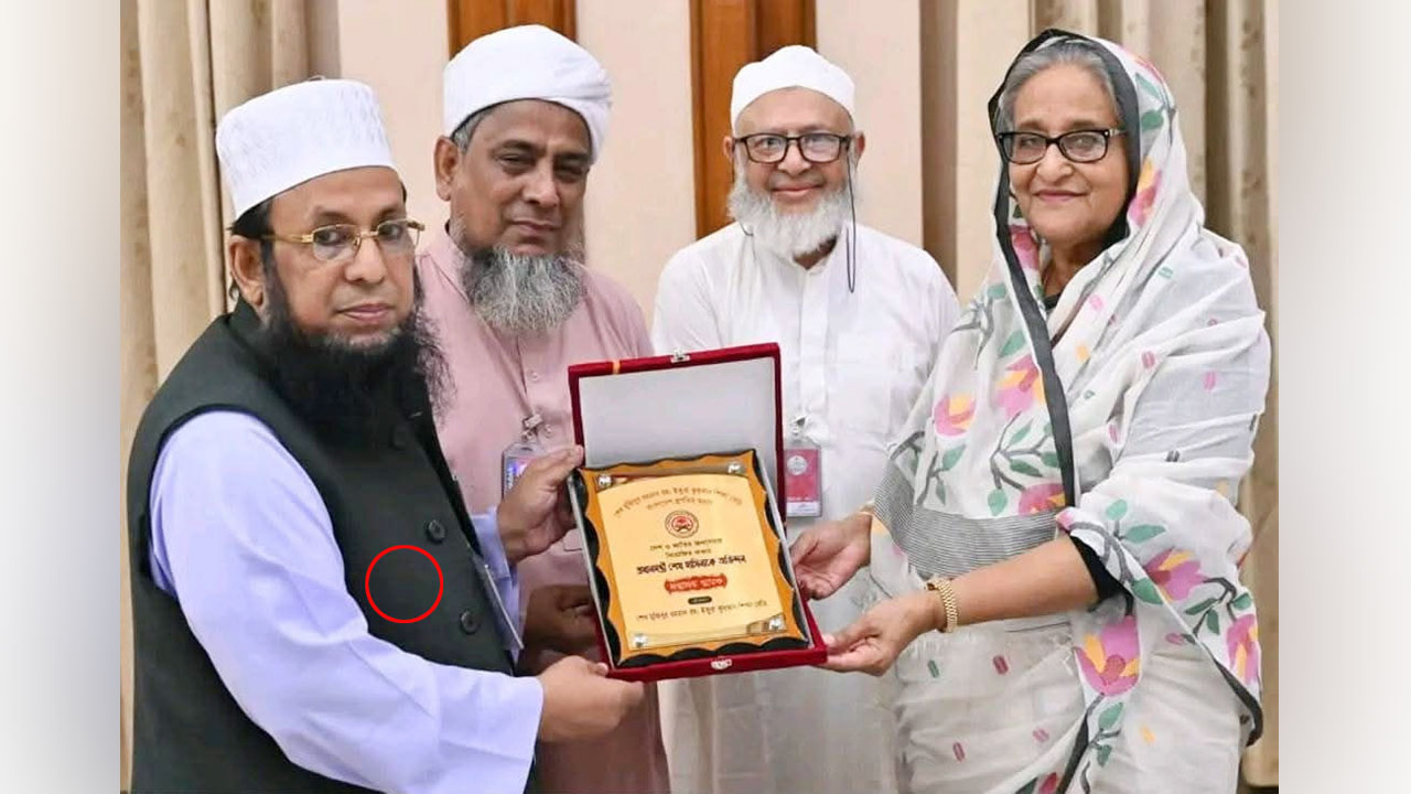 সিলেটে মুফতি ফয়জুল হক জালালাবাদীকে নিয়ে বিতর্ক