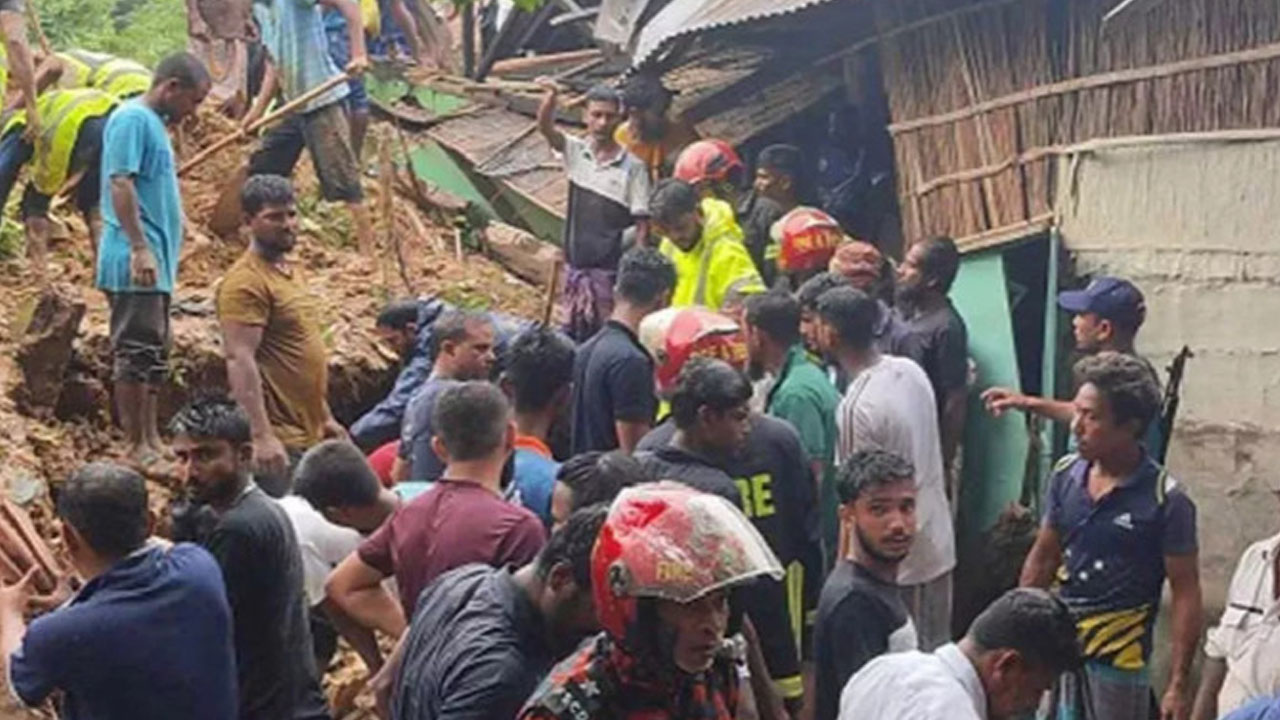 সিলেটে টিলা ধসে একই পরিবারের চারজনের মৃত্যু