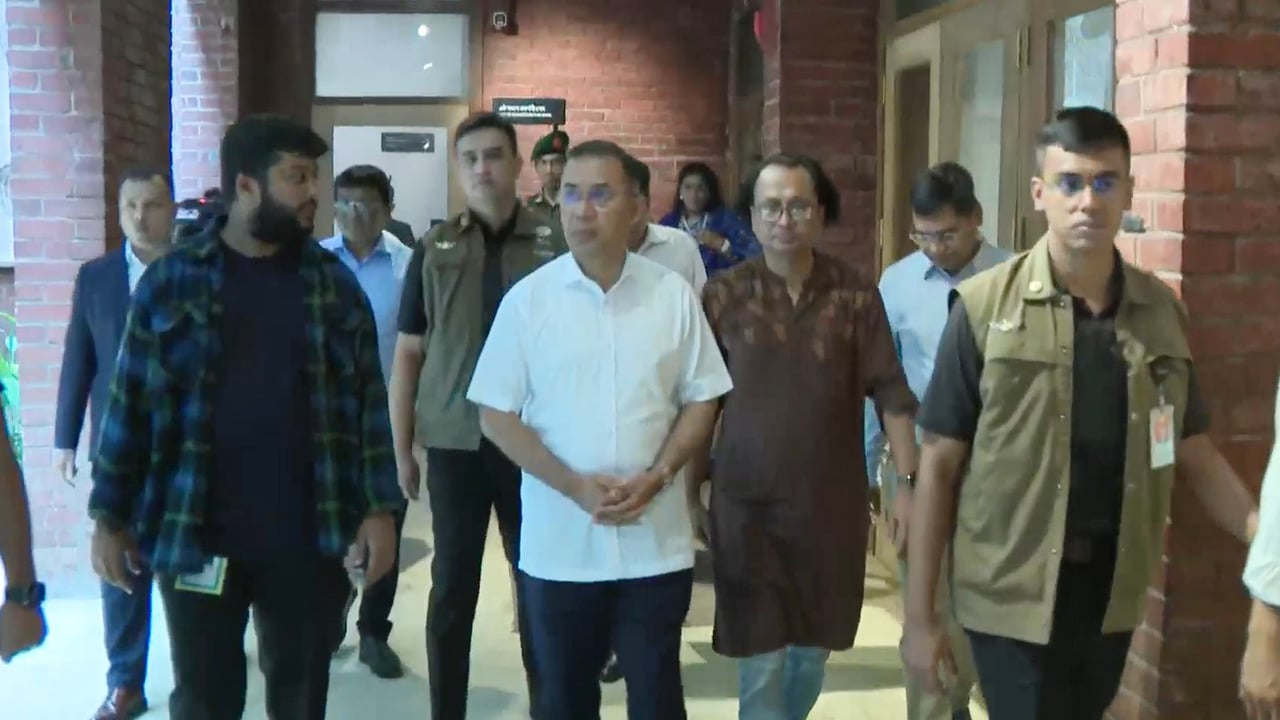 ছবি ভিডিও থেকে নেওয়া
