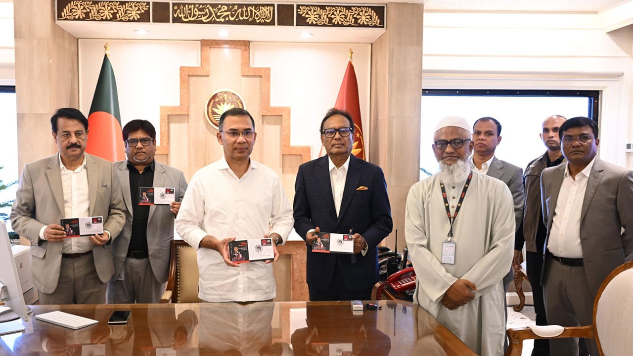 আন্তর্জাতিক মাতৃভাষা দিবসে ডাকটিকিট অবমুক্ত করলেন প্রধানমন্ত্রী