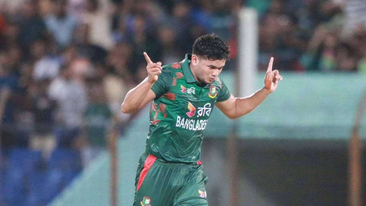 এবার উইজডেনের বর্ষসেরা ওয়ানডে দলে তাসকিন