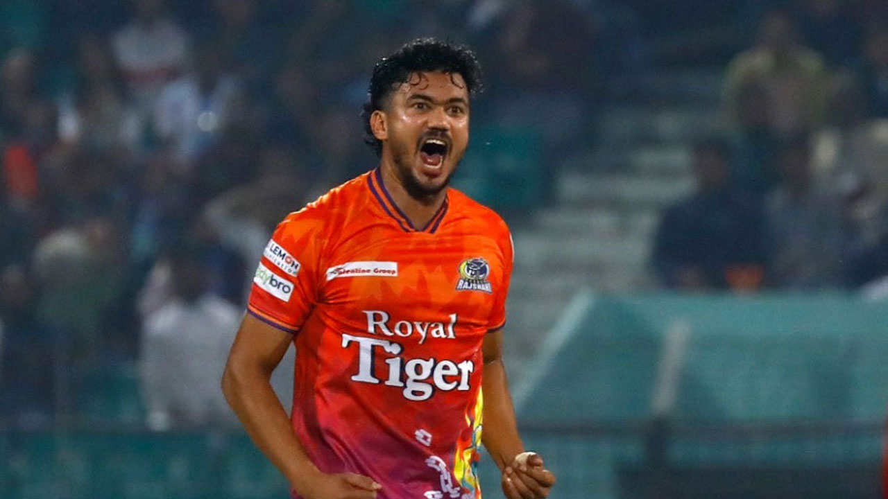 সময়ের হাতে ছেড়ে দিলেন তাসকিন
