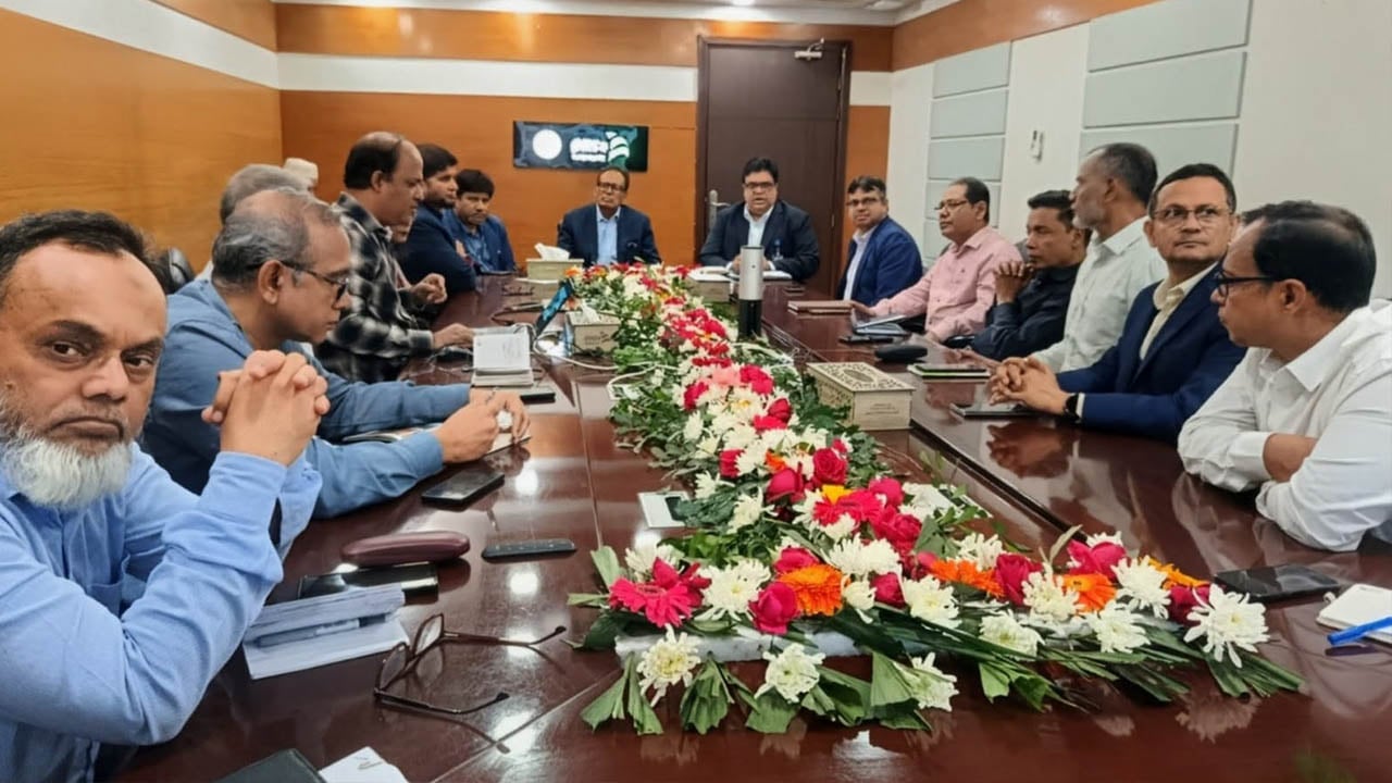 টেলিটকের দৃশ্যমান অগ্রগতি দেখাতে শীর্ষ কর্মকর্তাদের নির্দেশনা