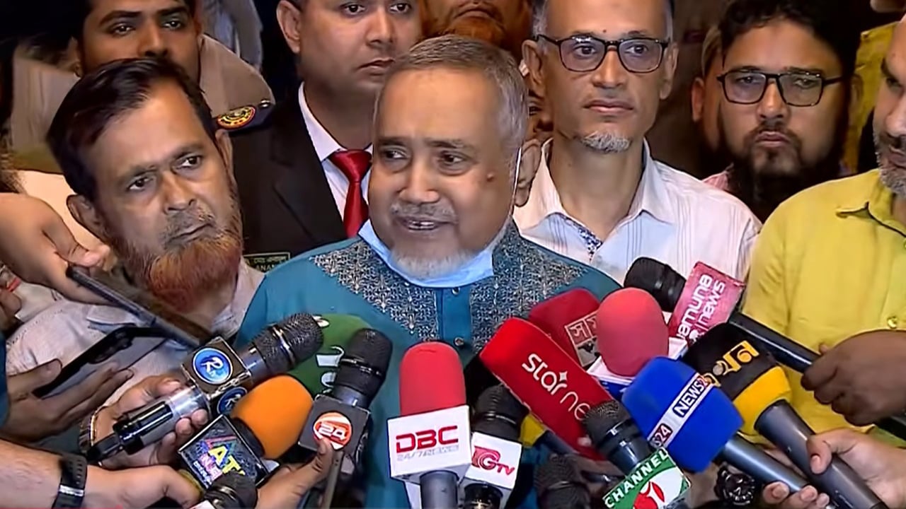 স্বৈরাচারের দোসর রাষ্ট্রপতির সংসদে ভাষণ দেওয়ার অধিকার নেই