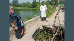 রাণীশংকৈলে পুরোনো সেতু যেন মরণফাঁদ!
