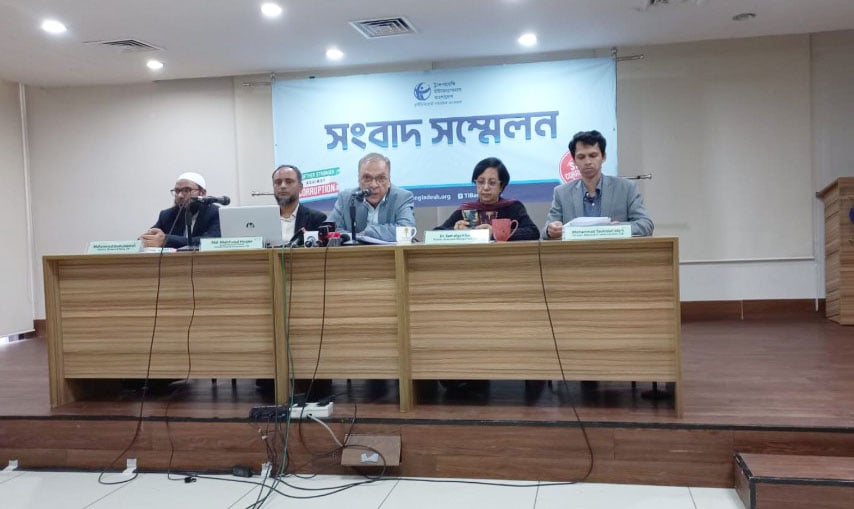 প্রভাবশালী রাজনৈতিক দলগুলো ভোটারদের প্রভাবিত করতে নগদ অর্থ দিচ্ছে