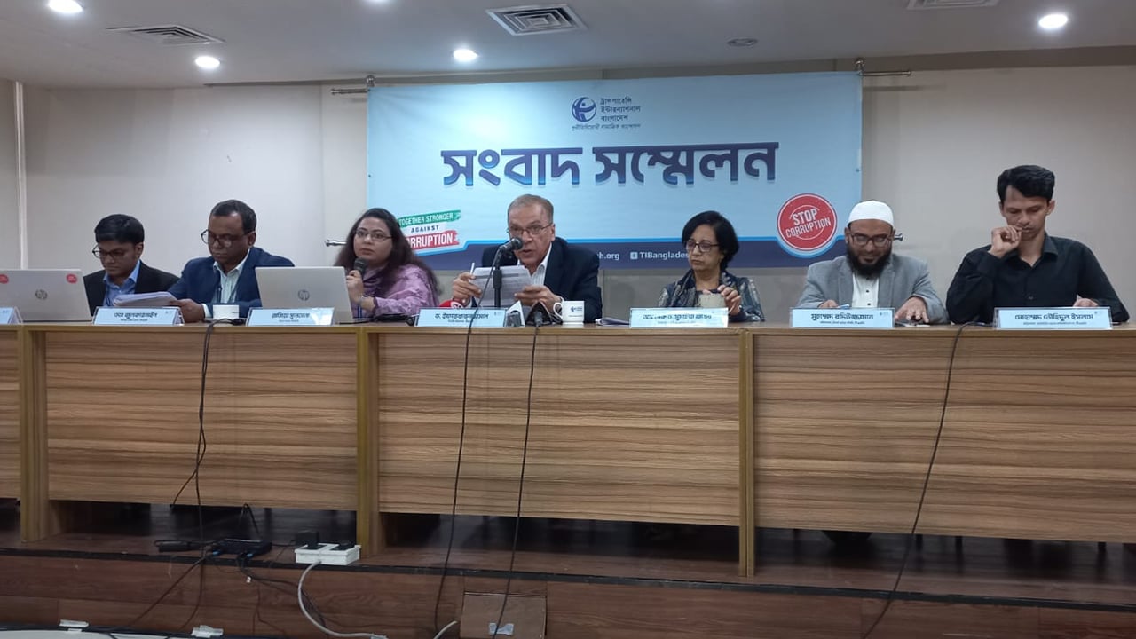 ক্ষমতার অপব্যবহারসহ চাঁদাবাজি ও দখলবাজি অব্যাহত আছে