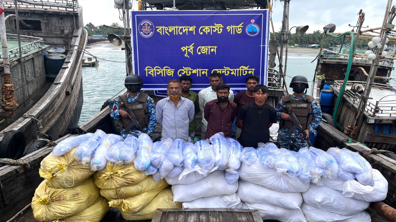 ৩২ কোটি টাকার কারেন্ট জালসহ ৬ জন আটক