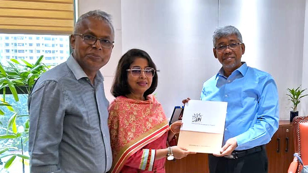 তামাক নিয়ন্ত্রণ আইন সংশোধনে সহযোগিতার আশ্বাস