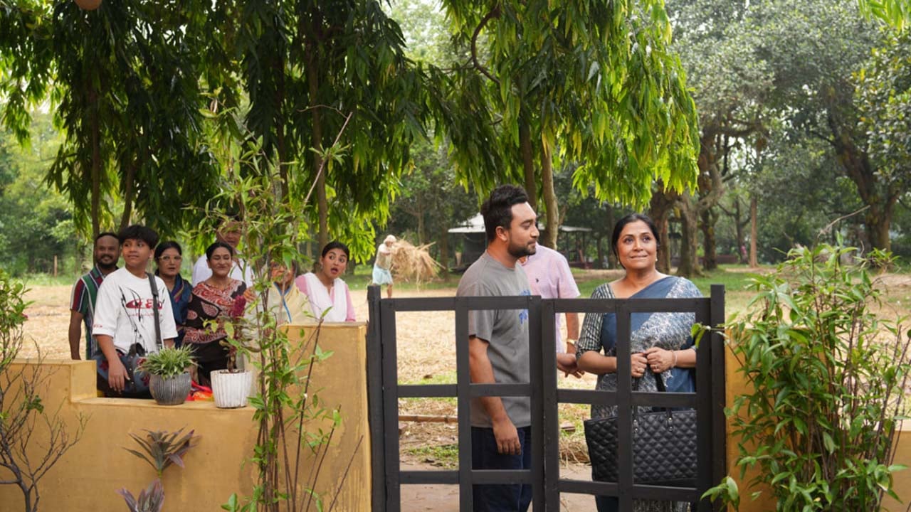 আলোচনায় ‘তোমাদের গল্প ২’
