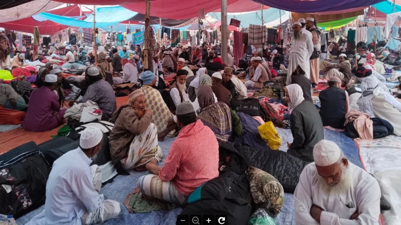 জিকির আজগার-বয়ানে চলছে বিশ্ব ইজতেমার 
দ্বিতীয় দিন