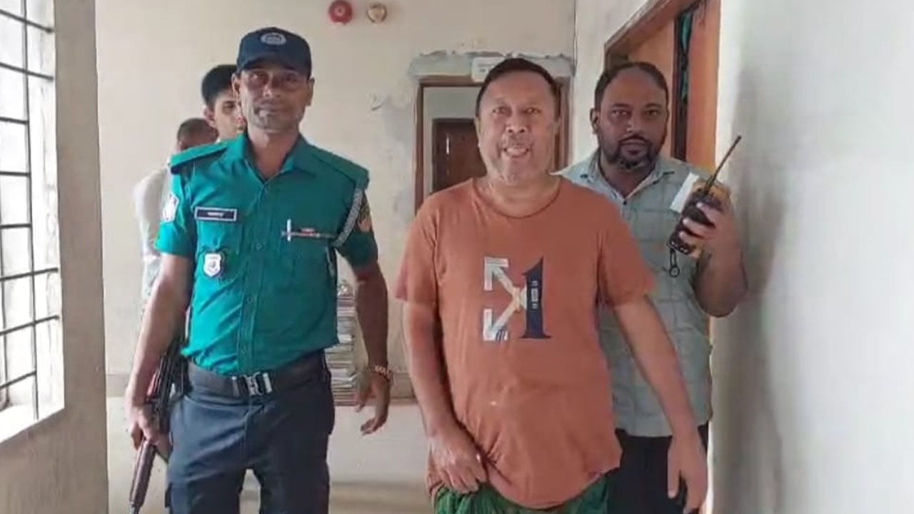 চাঁদাবাজি মামলায় টঙ্গীতে গ্রেপ্তার বিএনপি নেতা