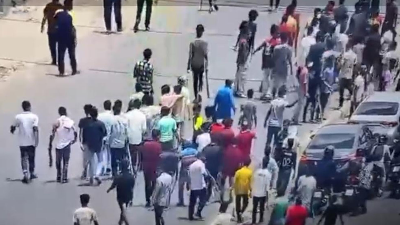 ঝুট ব্যবসা নিয়ন্ত্রণে বিএনপির দুই গ্রুপের ধাওয়া-পাল্টা ধাওয়া