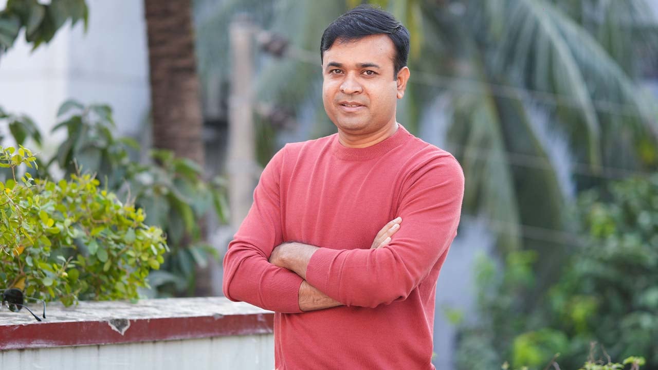 চ্যালেঞ্জিং চরিত্রের অভিনয় দিয়ে দর্শকপ্রিয় তন্ময় সোহেল