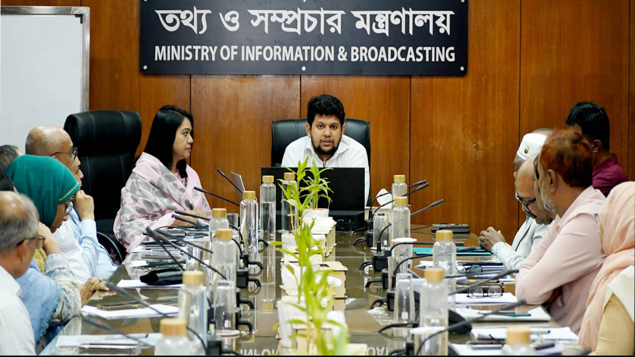 জুলাই গণঅভ্যুত্থানের বর্ষপূর্তিতে পোস্টার ও পোস্টকার্ড প্রকাশ