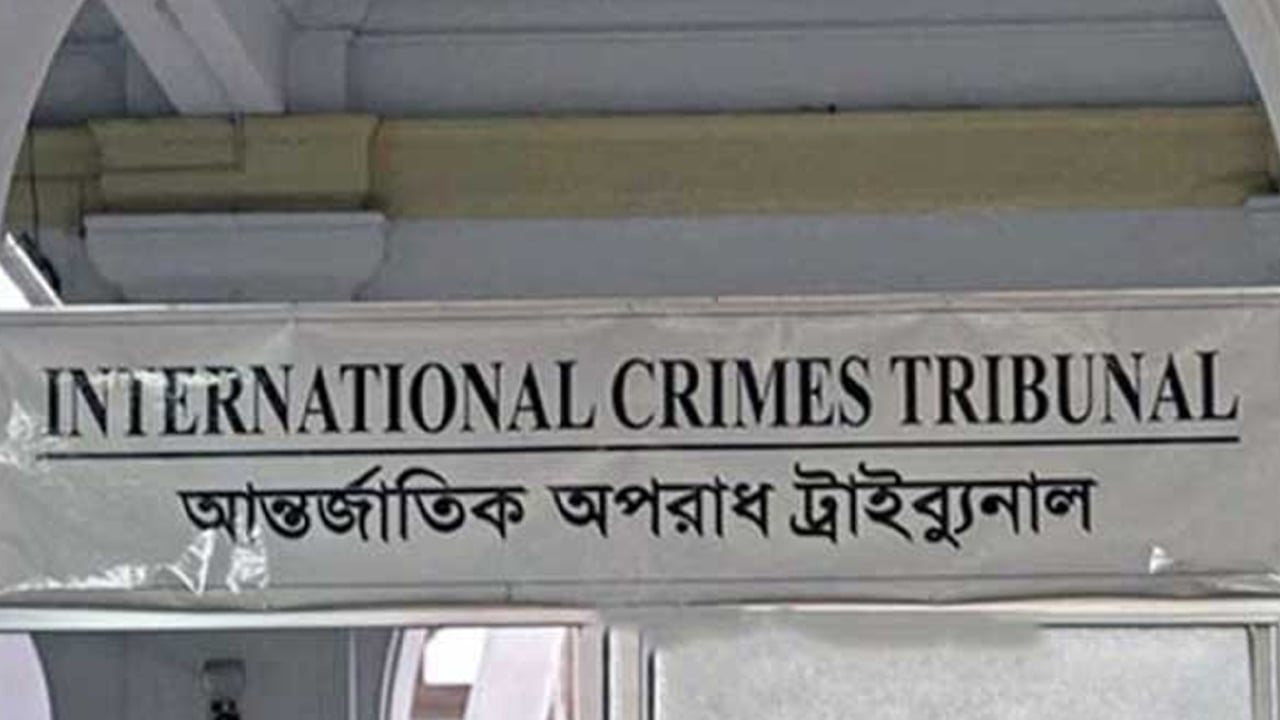 ‘আমার হাঁটুর একপাশ দিয়ে গুলি ঢুকে অন্যপাশ দিয়ে বেরিয়ে যায়’