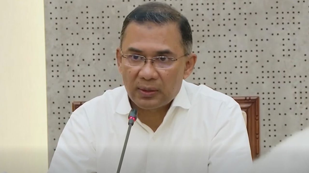 সচিবালয়ে ফ্যামিলি কার্ড নিয়ে আন্তঃমন্ত্রণালয় সভায় প্রধানমন্ত্রী