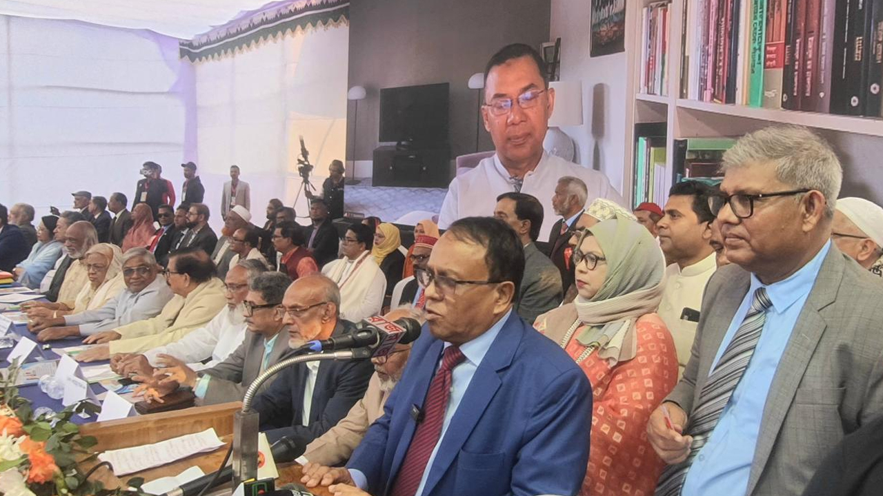 নির্বাচন নিয়ে বিতর্ক ফ্যাসিস্টদের শক্তিশালী করবে: তারেক রহমান
