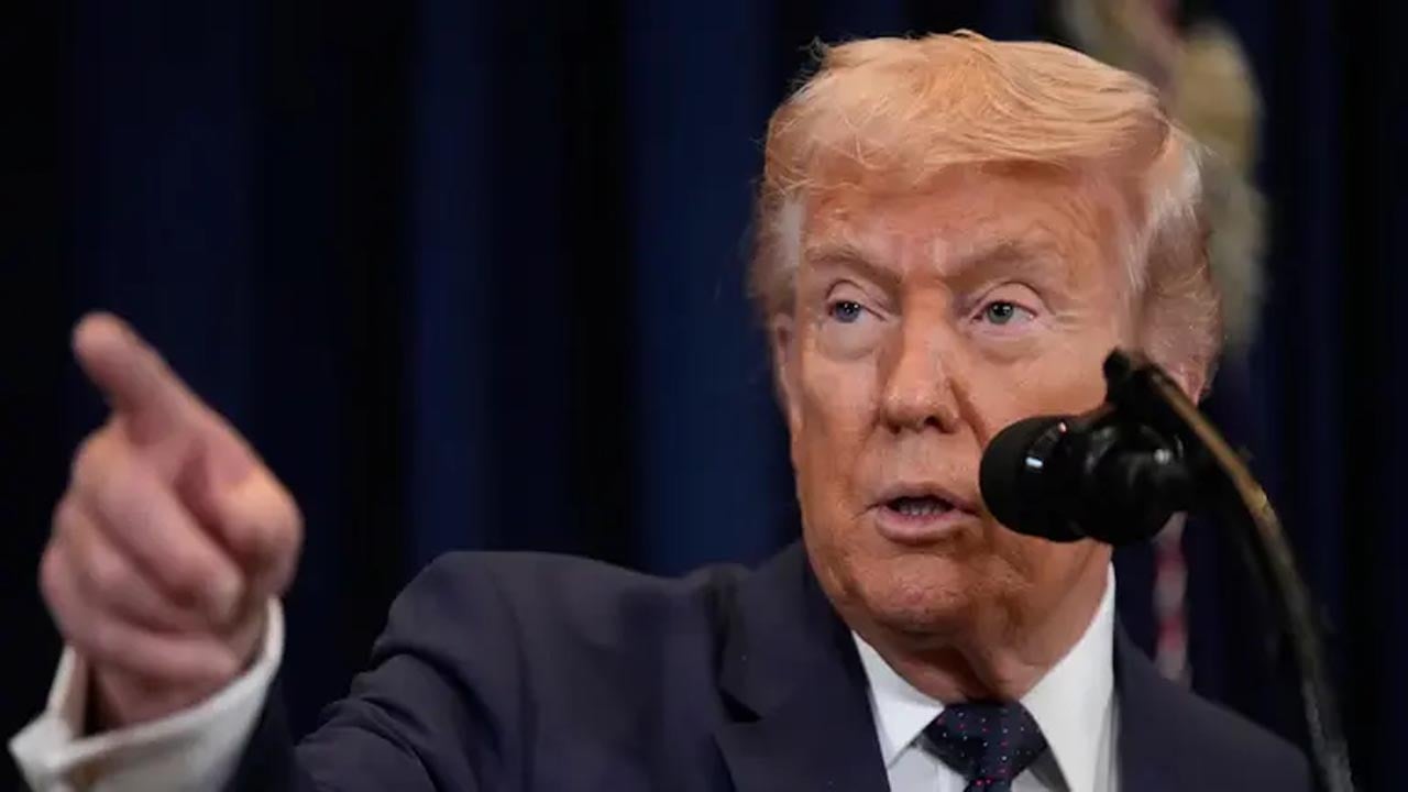 যুদ্ধের খরচ উপসাগরীয় মিত্রদের কাছে চাইতে পারেন ট্রাম্প