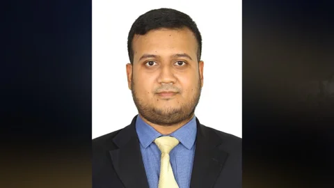 অবশেষে রৌমারীর বিতর্কিত এসিল্যান্ডকে বদলি