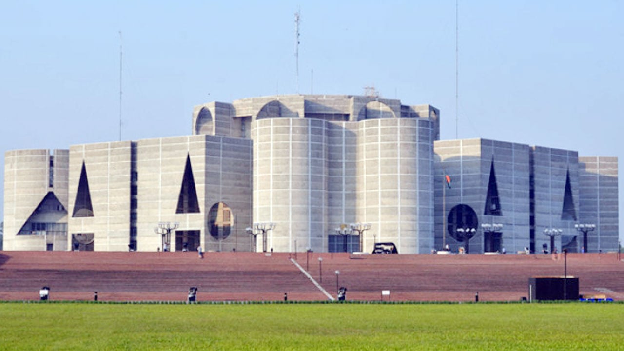 ভোটে গুরুত্ব পাচ্ছে যেসব ইস্যু