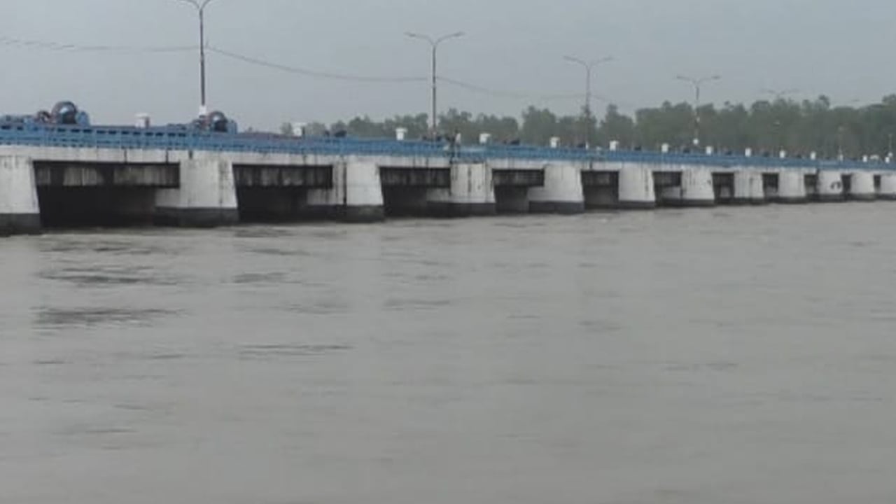 তিস্তার পানি বিপৎসীমার ৭ সেমি ওপরে , বন্যার আশঙ্কা