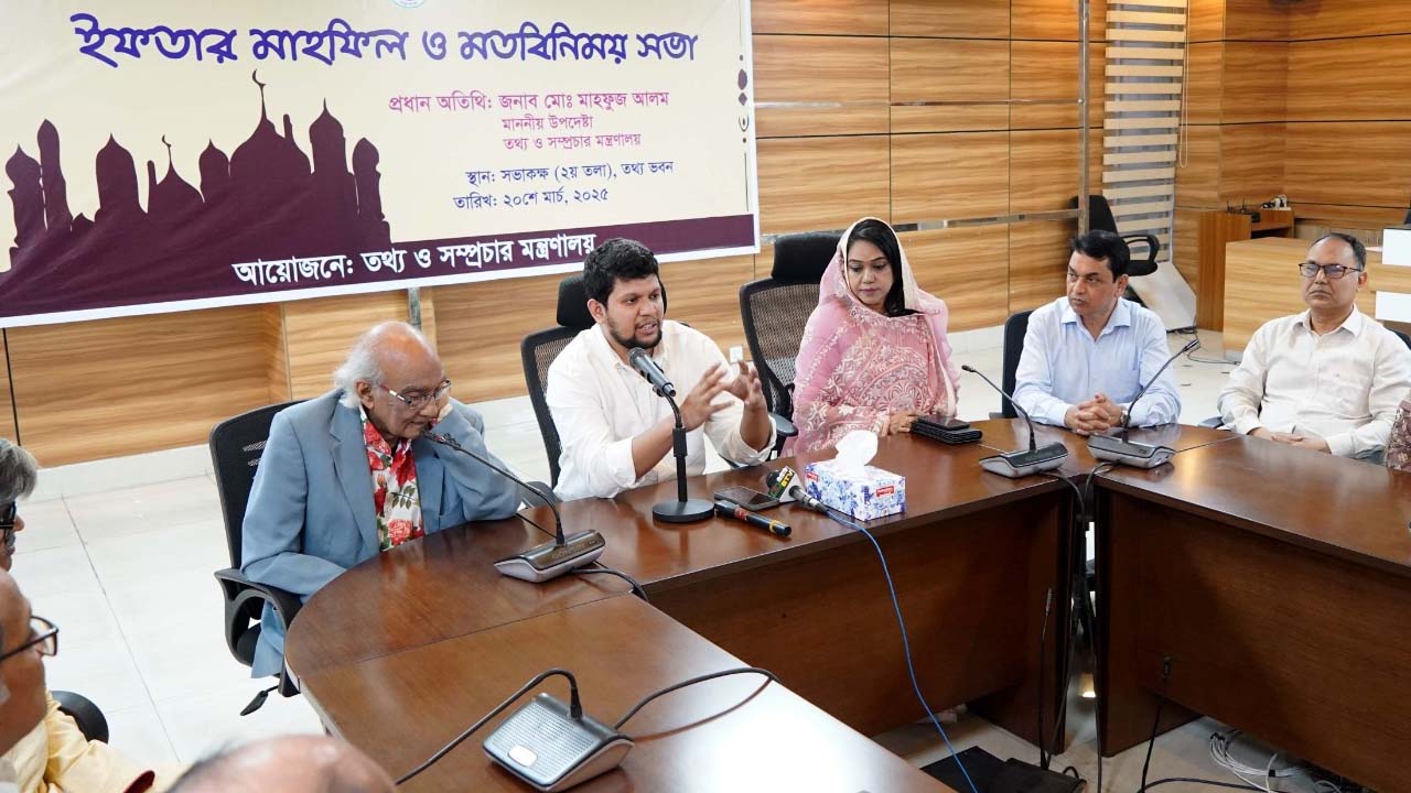 ‘সরকার গণমাধ্যমের নিরপেক্ষ ও দায়িত্বশীল ভূমিকা প্রত্যাশা করে’