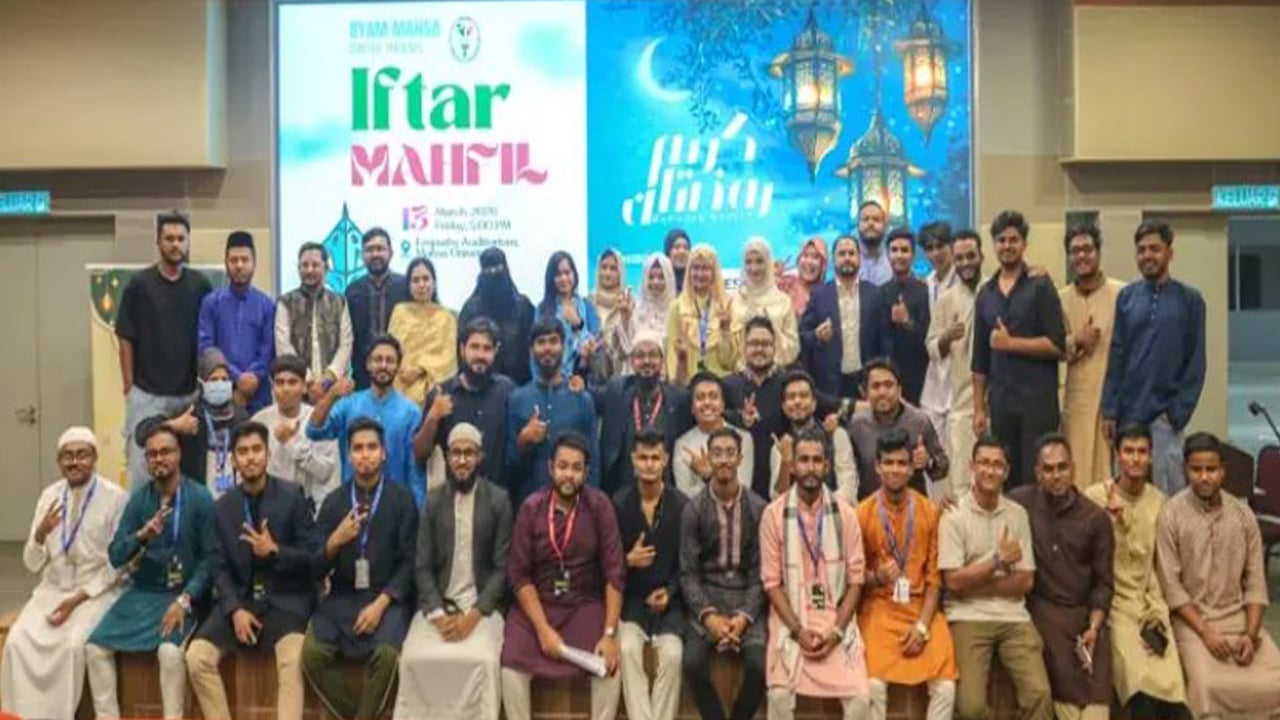 বিশ্বজয়ী হাফেজ আবু রায়হানকে মালয়েশিয়ায় সংবর্ধনা