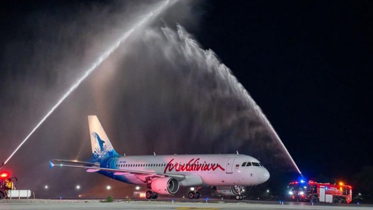 পুনবায় চালু হলো মালদিভিয়ান এয়ারলাইন্সের ফ্লাইট