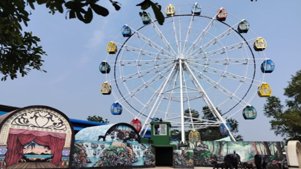 টটট