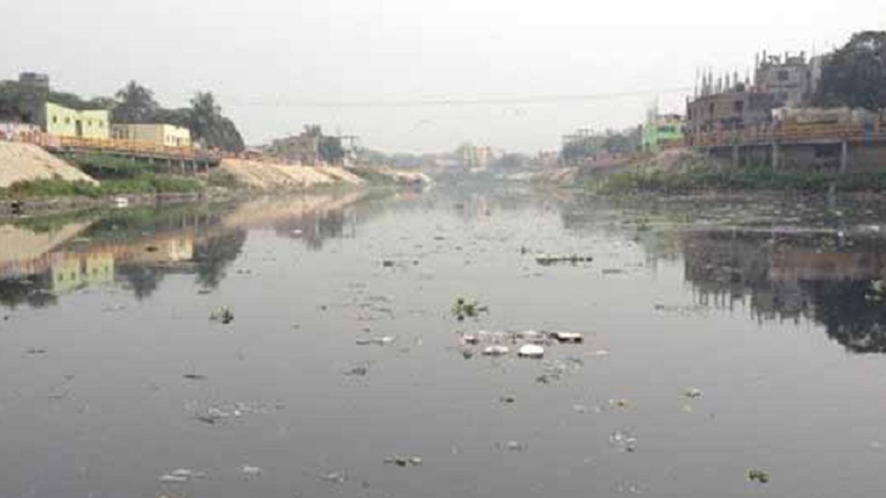 টঙ্গীর তুরাগ নদ থেকে অজ্ঞাত যুবকের লাশ উদ্ধার