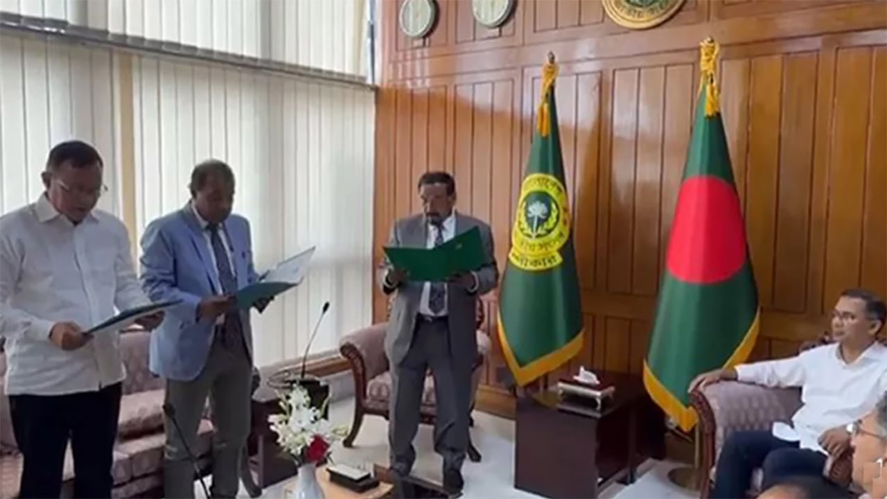 নবনির্বাচিত দুই সংসদ সদস্যের শপথগ্রহণ