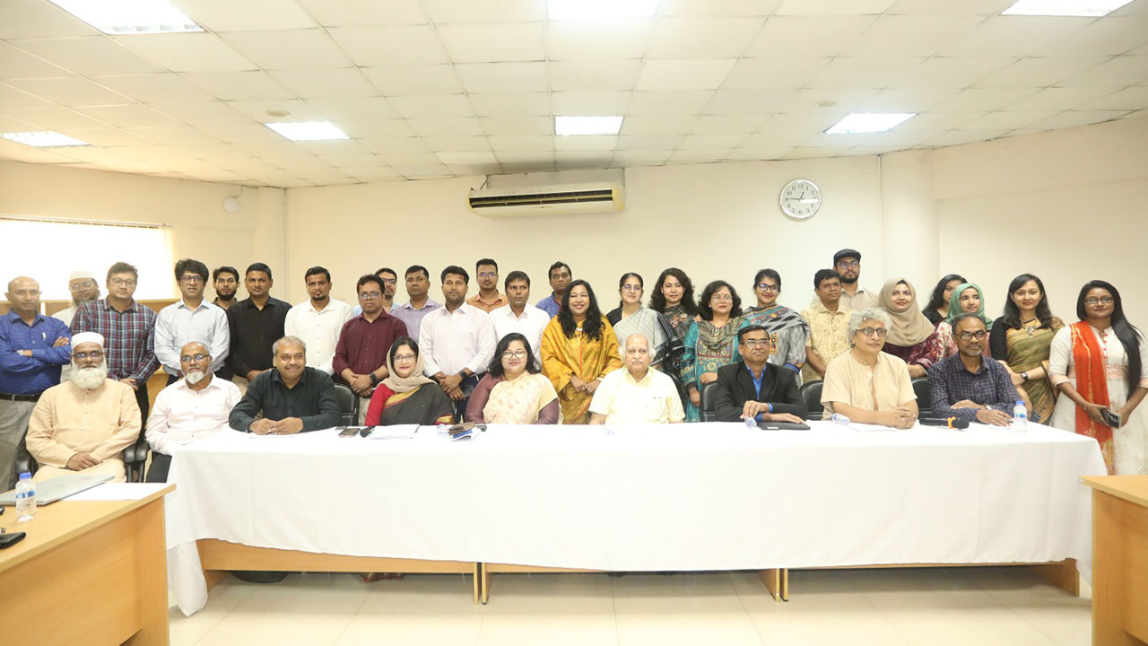 দেশের কল্যাণে একসঙ্গে কাজের আহ্বান ইউজিসি চেয়ারম্যানের