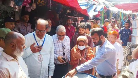 অস্বাস্থ্যকর ড্রামে ভোজ্যতেল সংরক্ষণ, তিন প্রতিষ্ঠানকে দেড় লাখ টাকা জরিমানা
