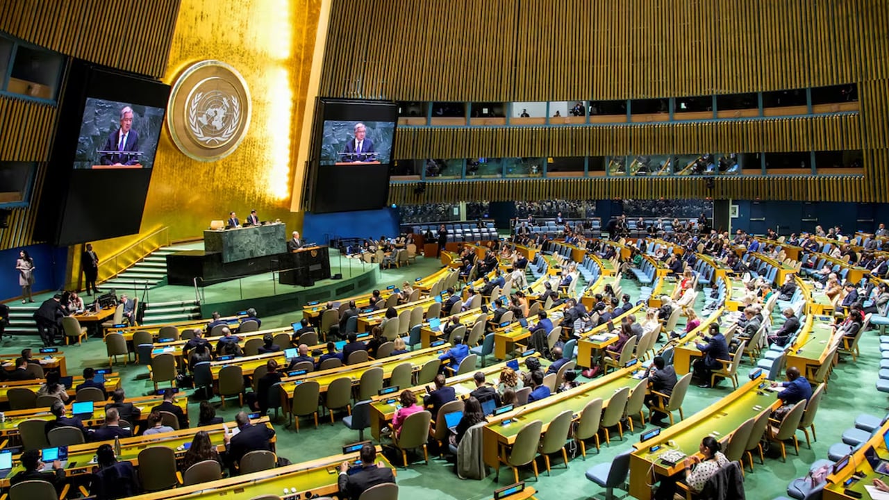 জাতিসংঘে যুক্তরাষ্ট্র-ইরান তীব্র বাকযুদ্ধ