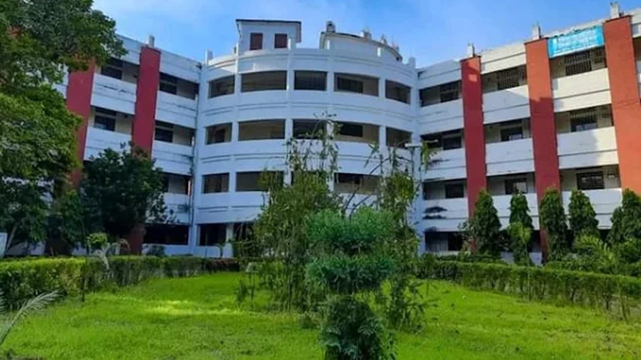 ব্রাকসু নির্বাচনের তফসিল ঘোষণা ভোট ২৯ ডিসেম্বর