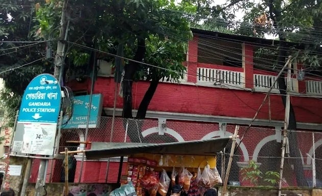 আমেরিকা থেকে গ্র্যাজুয়েশন করা তরুণীর লাশ মিলল হাজারীবাগে