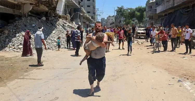 গাজায় শরণার্থী শিবিরে শিশুসহ ৪ জনকে হত্যা করল ইসরাইল