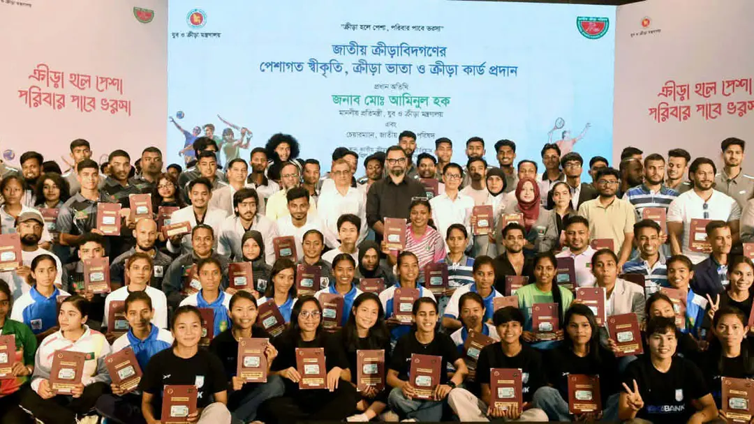 মোরসালিন-ঋতুপর্ণাসহ আরো ১৭১ জন পেলেন ক্রীড়া ভাতা