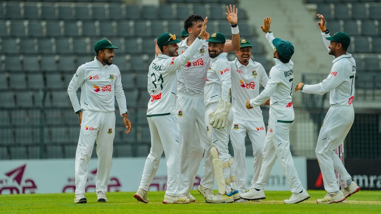 কর্তৃত্বে বাংলাদেশ, অসহায় পাকিস্তান