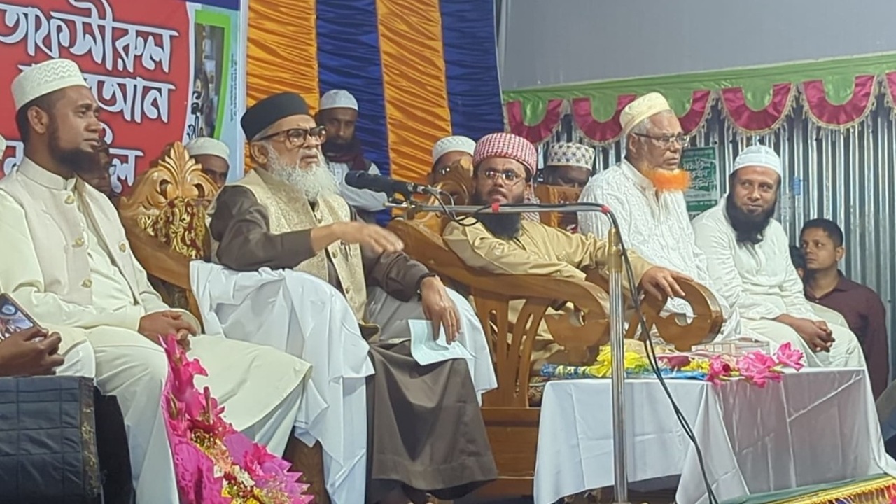 ক্ষমতায় আঁকড়ে থাকার পরিকল্পনা নেই: ধর্ম উপদেষ্টা