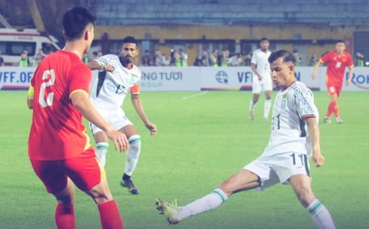 প্রথমার্ধে তিন গোলে পিছিয়ে বিরতিতে বাংলাদেশ