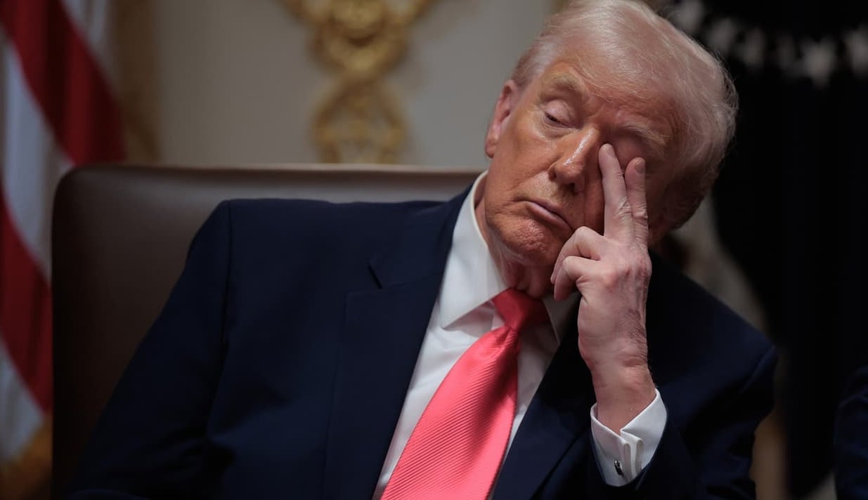 ট্রাম্পের জনপ্রিয়তায় ধসের পর এবার সমর্থন কমল মার্কিনদের