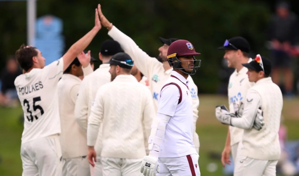 বোলারদের দাপটের মঞ্চে এগিয়ে নিউজিল্যান্ড