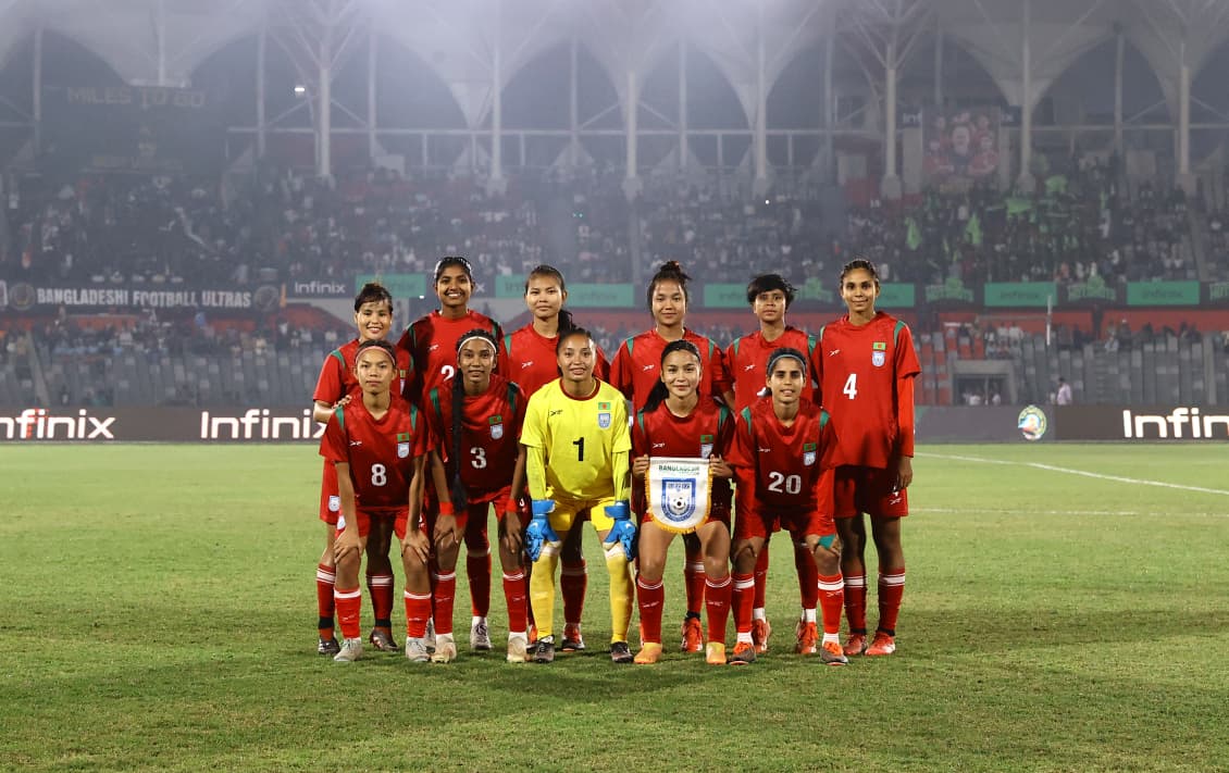 রক্ষণে দুর্বলতাই বড় সমস্যা