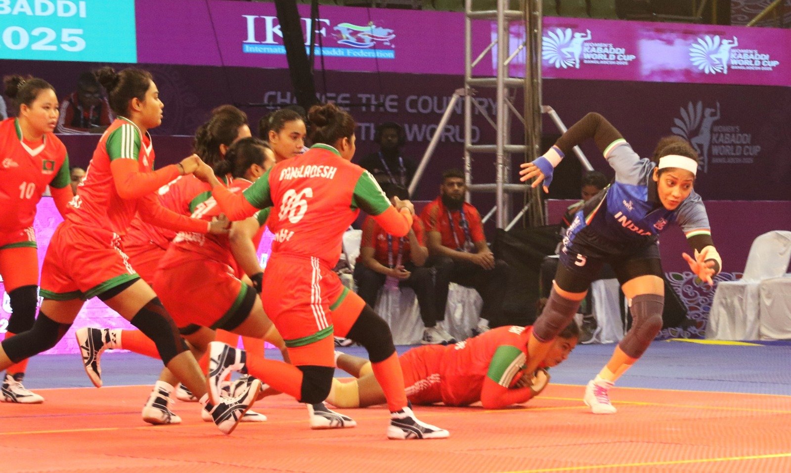 ভারতের কাছে বাংলাদেশের হার