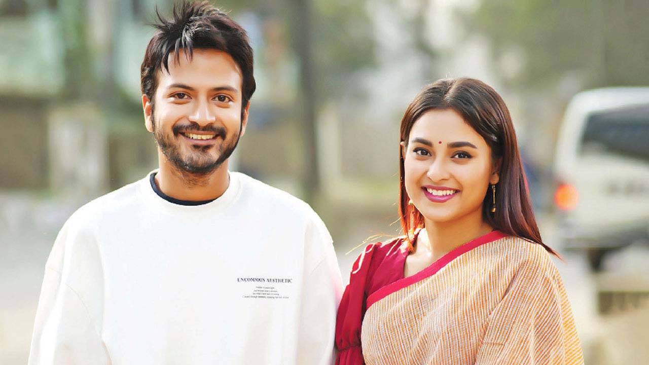 ইয়াশ-তটিনীর ‘কি মায়ায় জড়ালে’